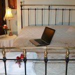 Blue-for-get-me-not double bedded en-suite bedroom with Free Wi-Fi