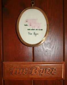 'The Byre' en-suite family bedroom door sign