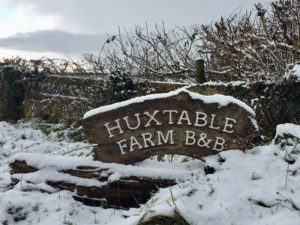 Huxtable-Farm-Sign-in-snow